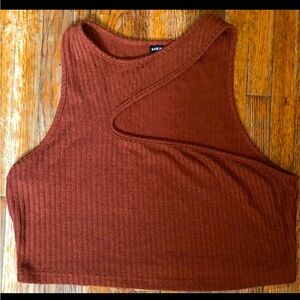 Cut Out Shoulder Ribbed Knit Tank
Size: 12 (XL)